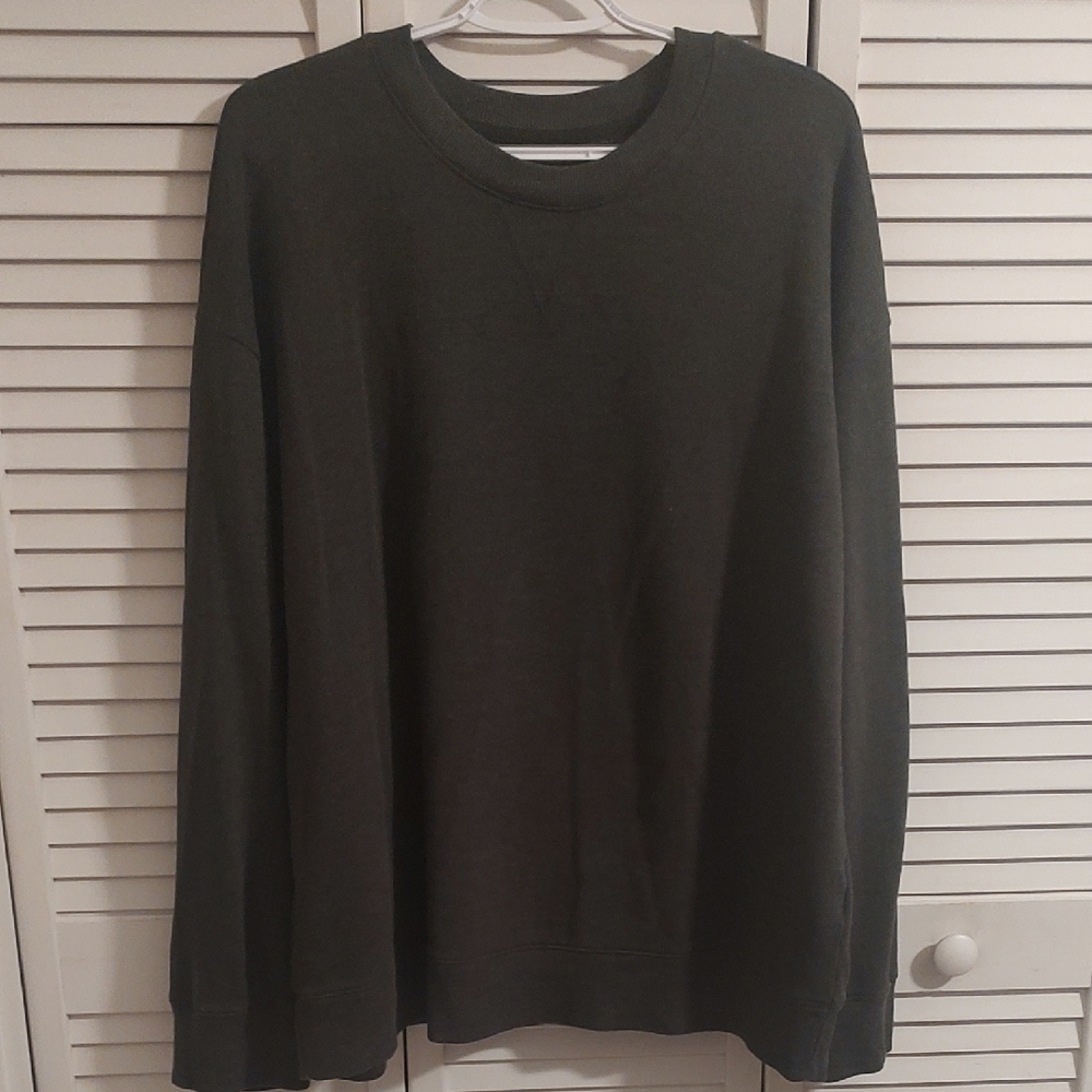Time and Tru Women's Dark Green Crewneck Sweater